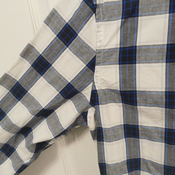 Men's Gingham Long-Sleeve Button Up - Picture 4 of 6